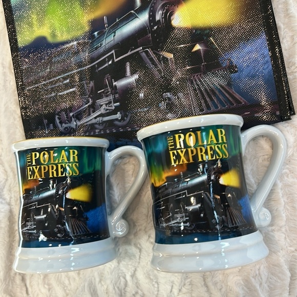 Brand new Polar express tote bag and hot cocoa mug two pack bundle - Picture 6 of 8